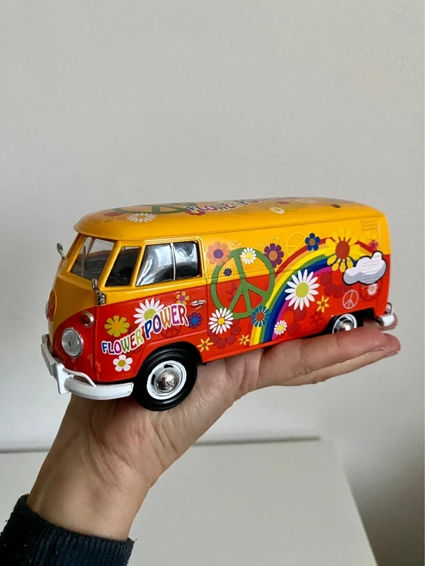 VW Hippie bus/ model - 5