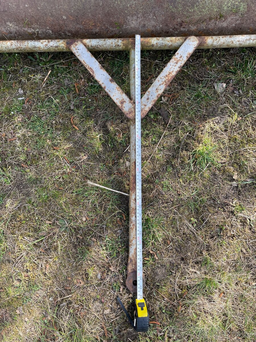 Válec 140cm prm. 28cm - 5