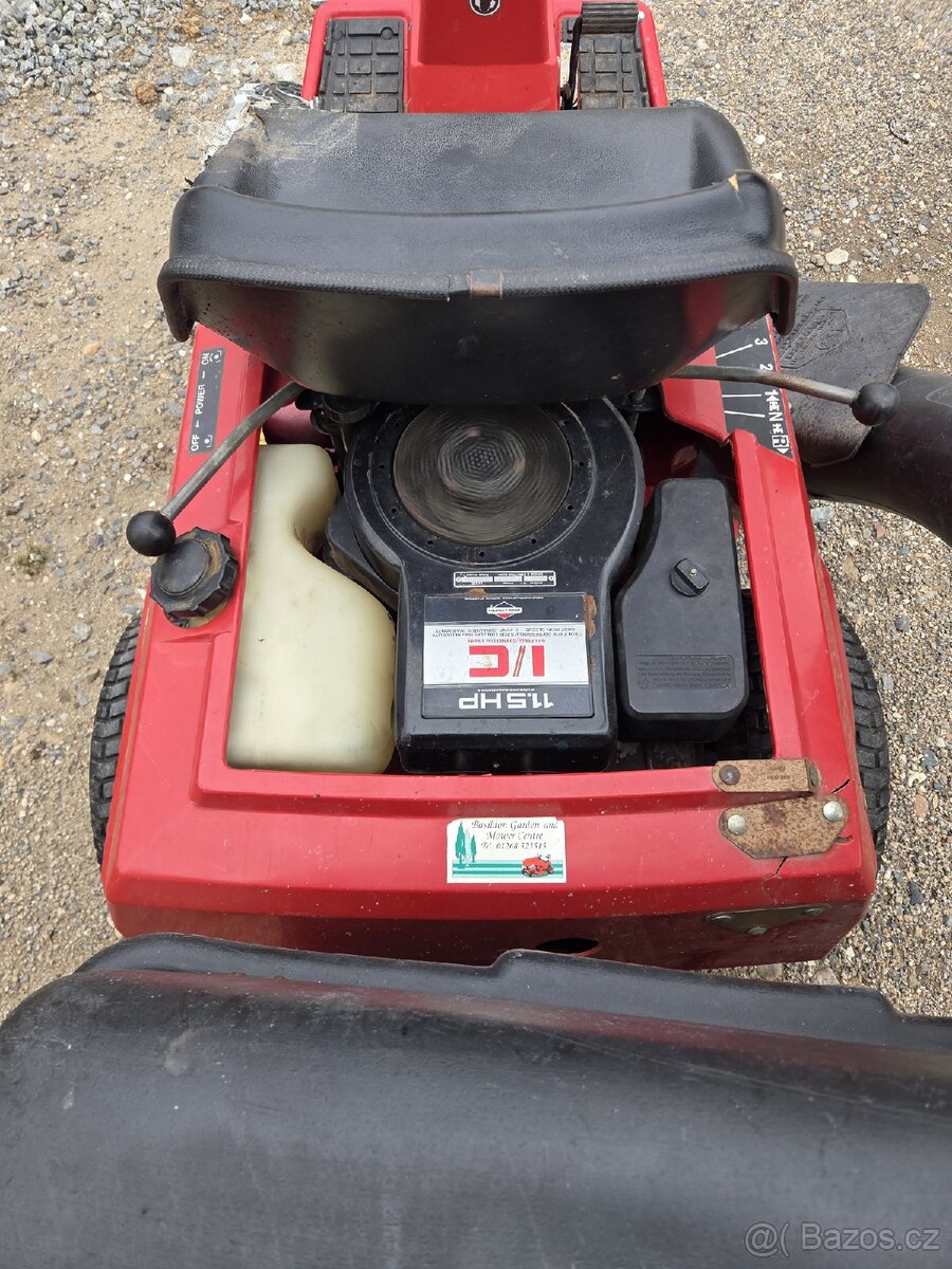 Zahradní traktor - 5