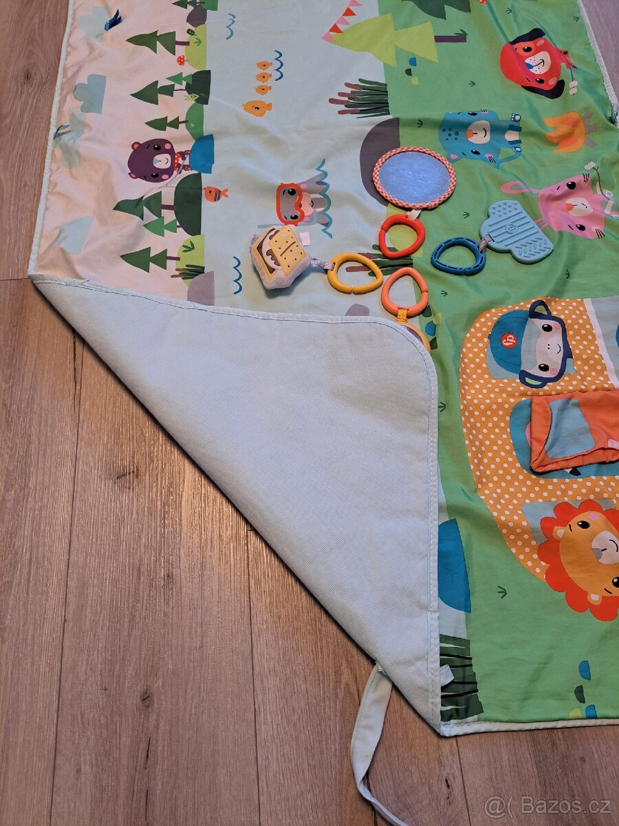 Dětská deka Fisher Price se 4 hračkami na zavěšení - 5
