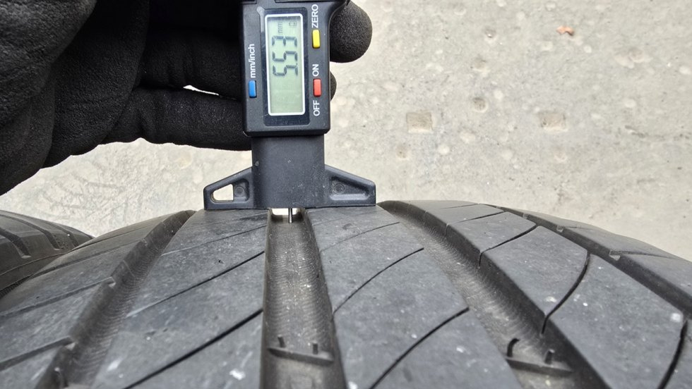 Letní pneu 215/50/17 Michelin - 5