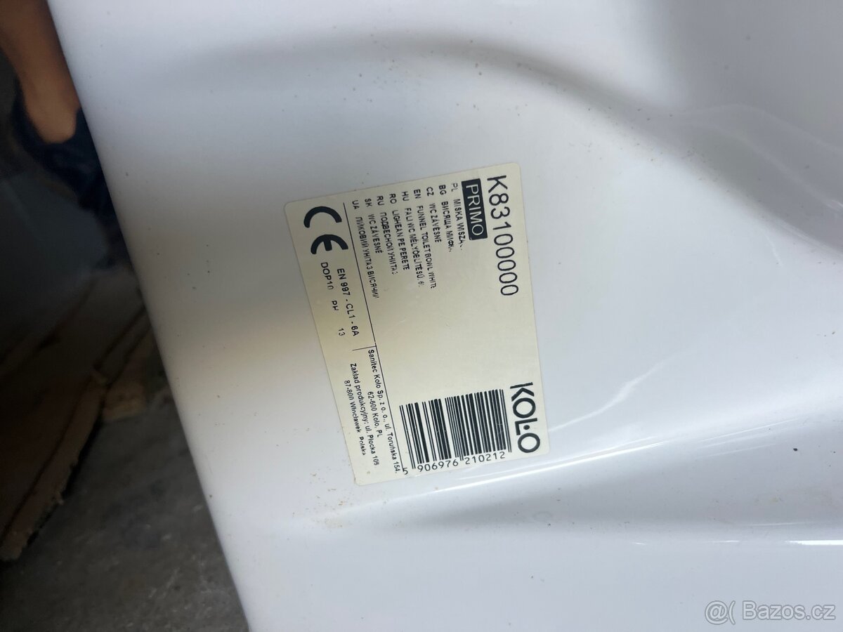 Prodam závěsné Wc včetně prkenka. - 5