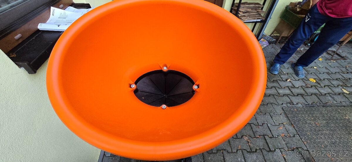 Nový elektricky zahradní drtič- štěpkovač - 5