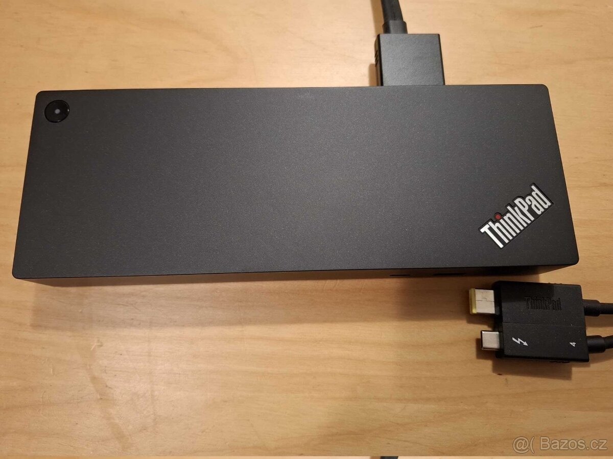 Lenovo ThinkPad Thunderbolt 4 Workstation Dock - 5