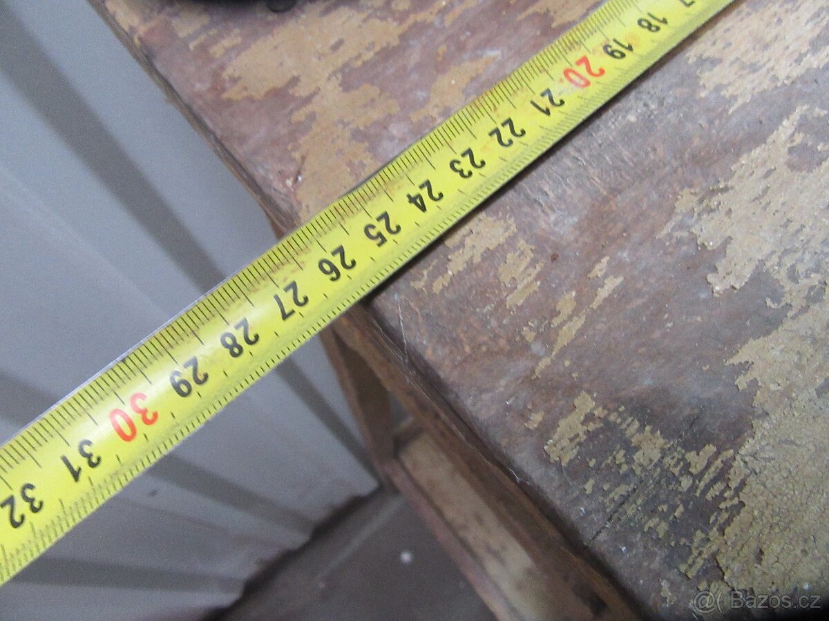 Nabízím starožitný stojan na kytky z měkkého dřeva-secese . - 5