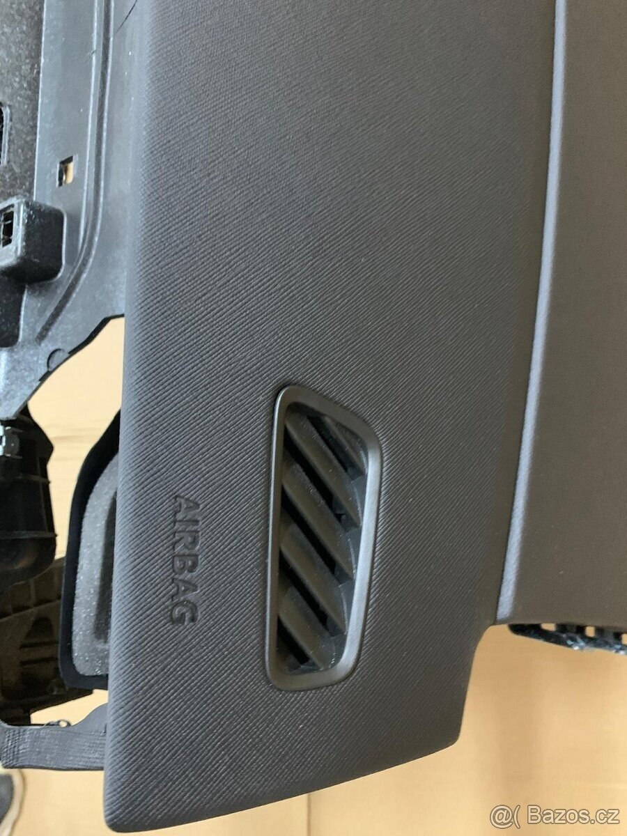 Airbagy, pásy, palubní deska Škoda Kamiq, Scala - 5