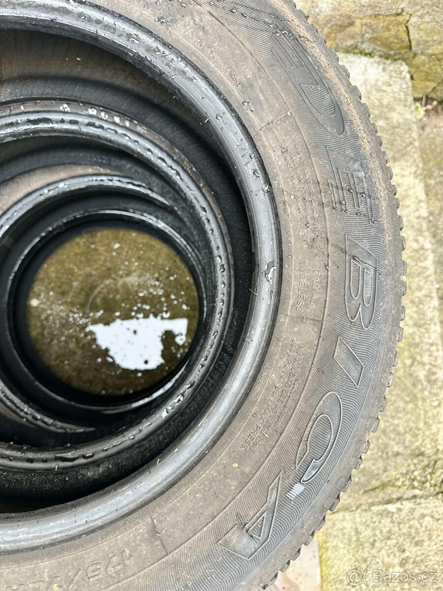 Prodám sadu letních pneumatik Debica - 5