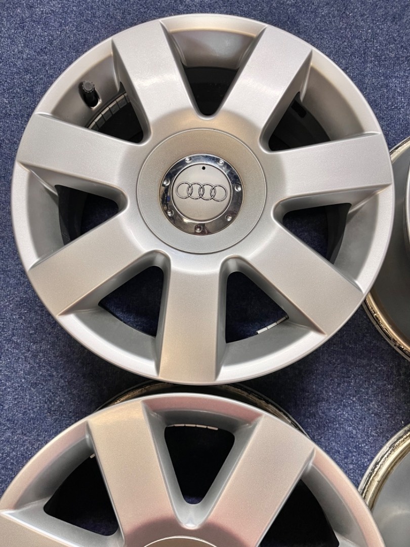 5x100 R16 originál alu Audi - TOP STAV - 5
