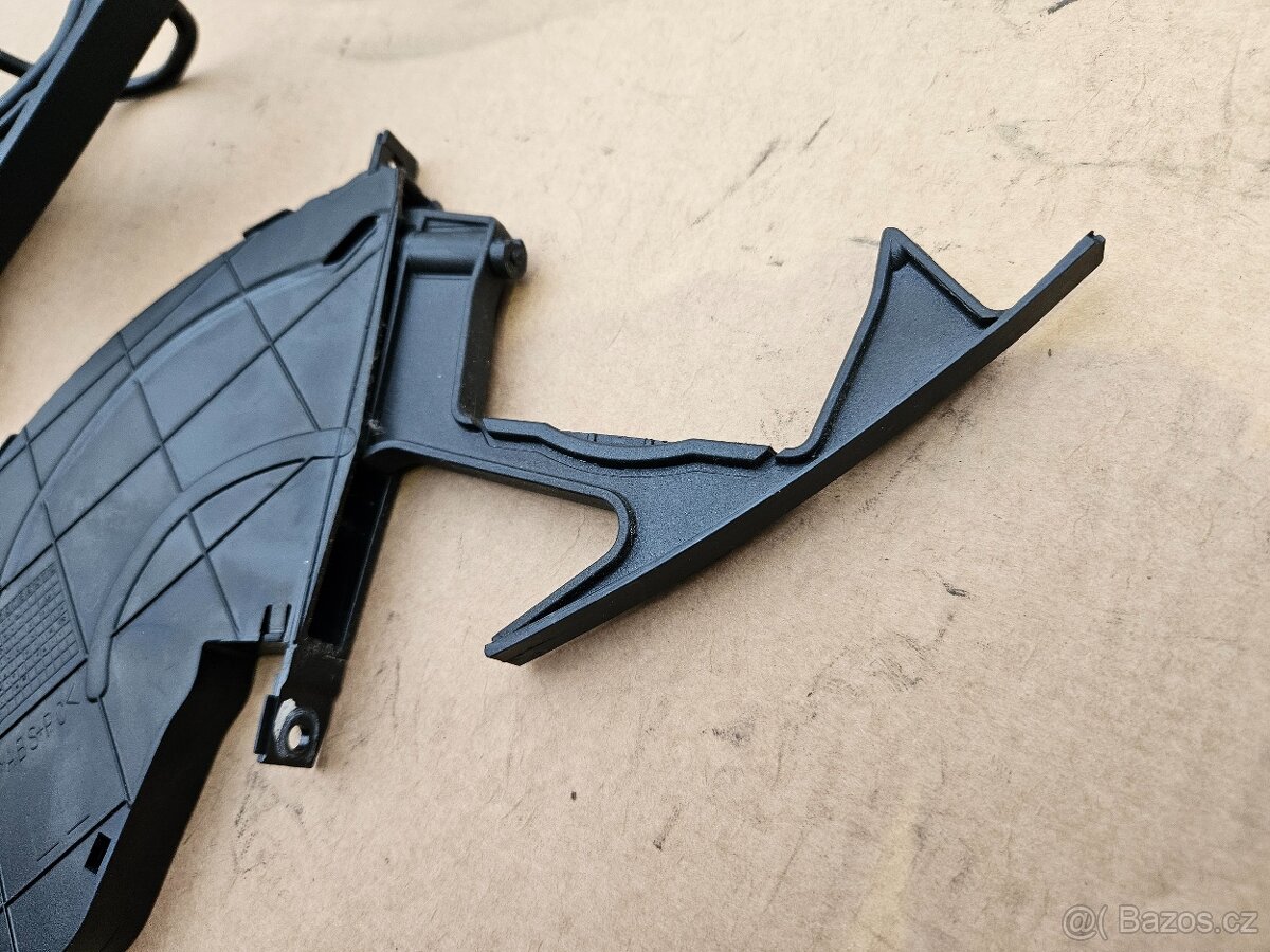 Škoda Fabia 1 držák nápojů originál - 5