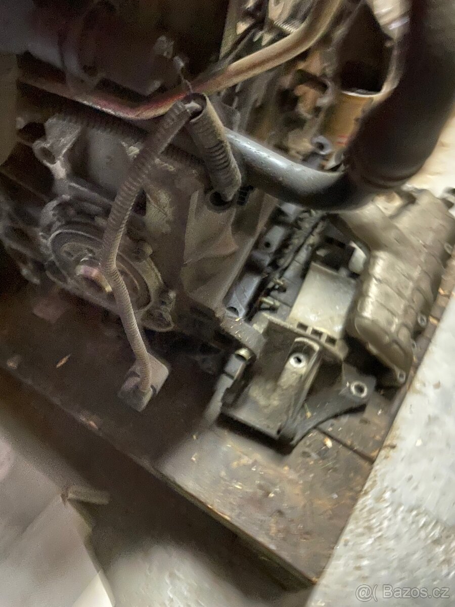 Fabia-Octavia 1.9 74 kw ATD motor - 5