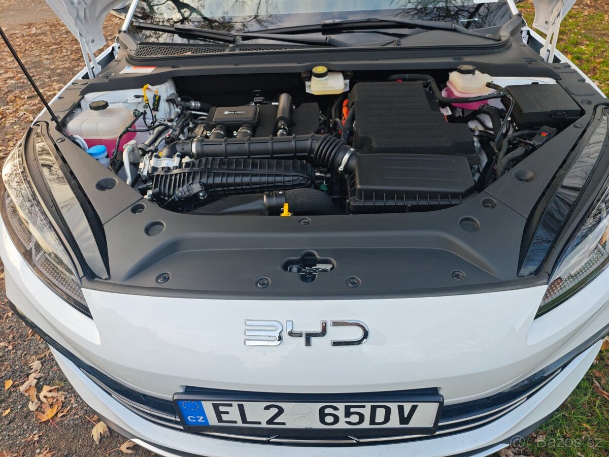 EL plugin hybrid BYD Seal 06 DM-i sedan - 264 koní - nový - 5