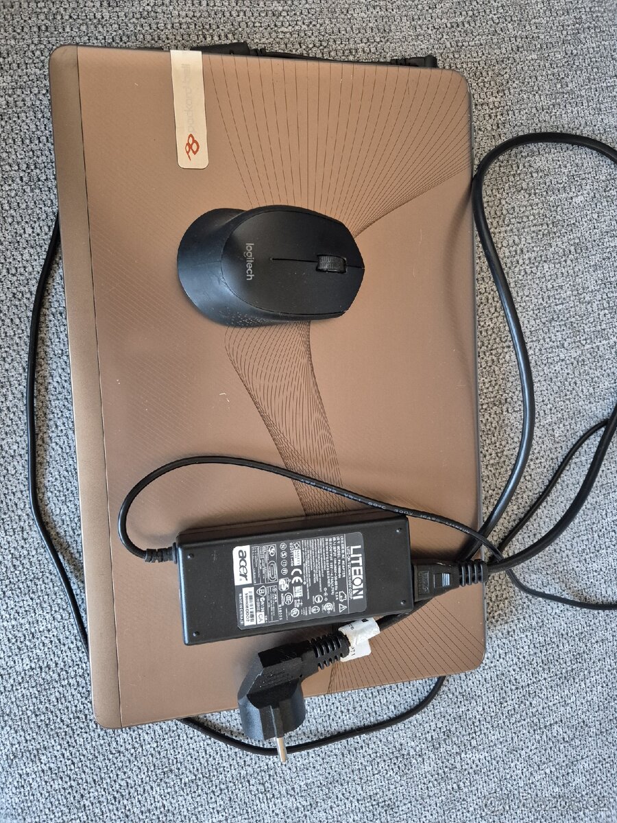 Prodám PC Packard Bell - 5