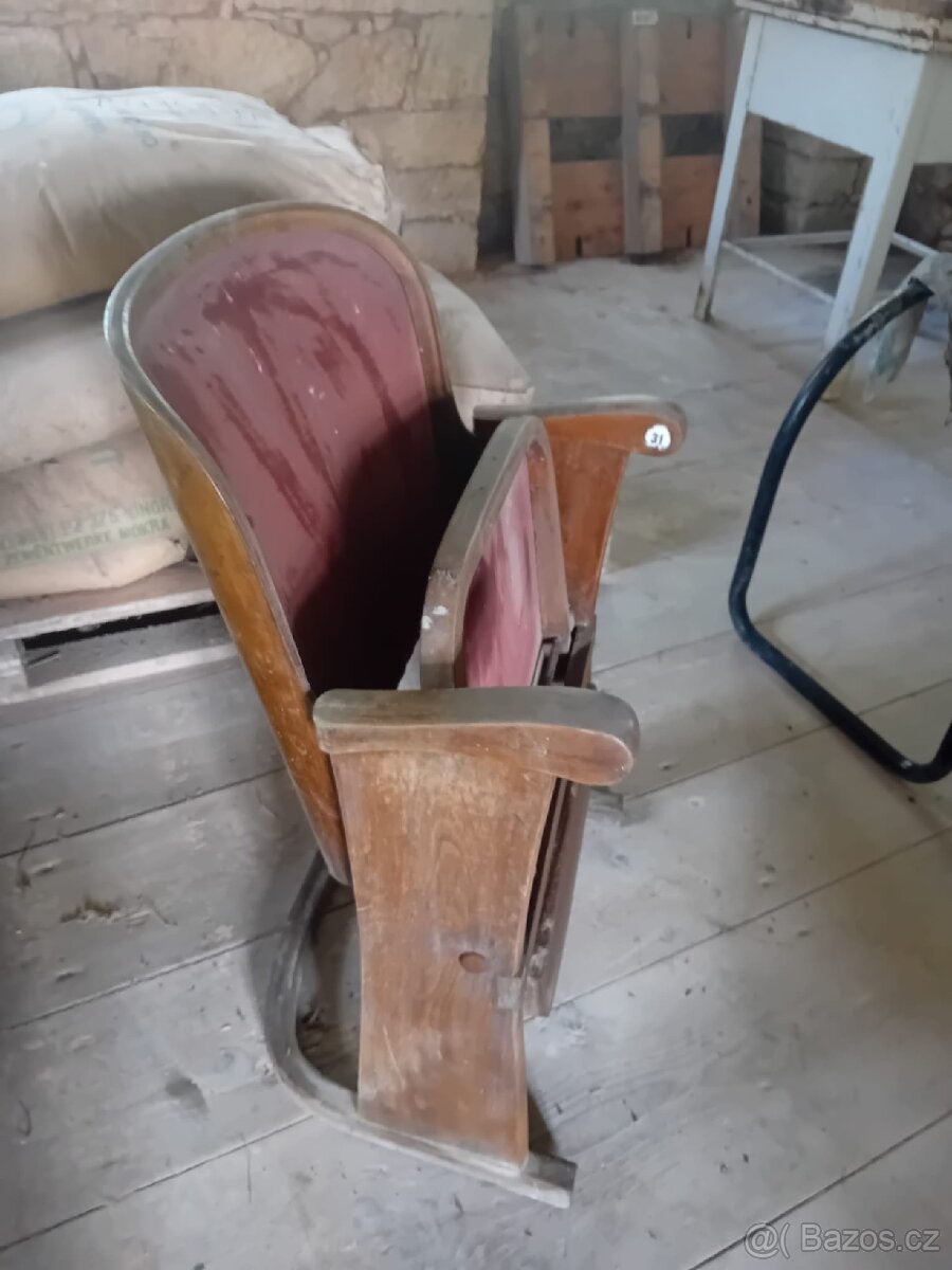 Židle z divadla nebo kina 7 ks - 5