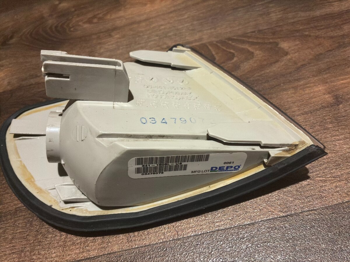 Depo US blinkry pro Audi A6 C4 - 5