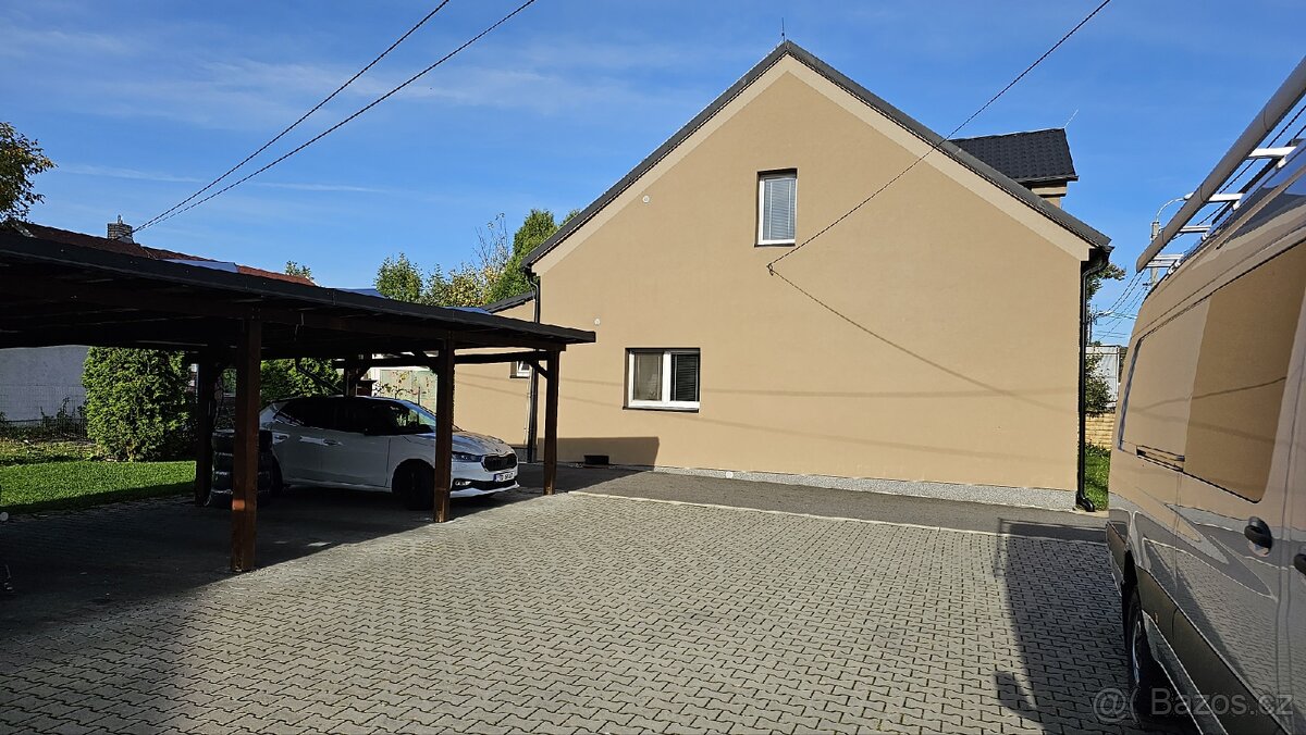 Rodinný/ bytový dům - 5