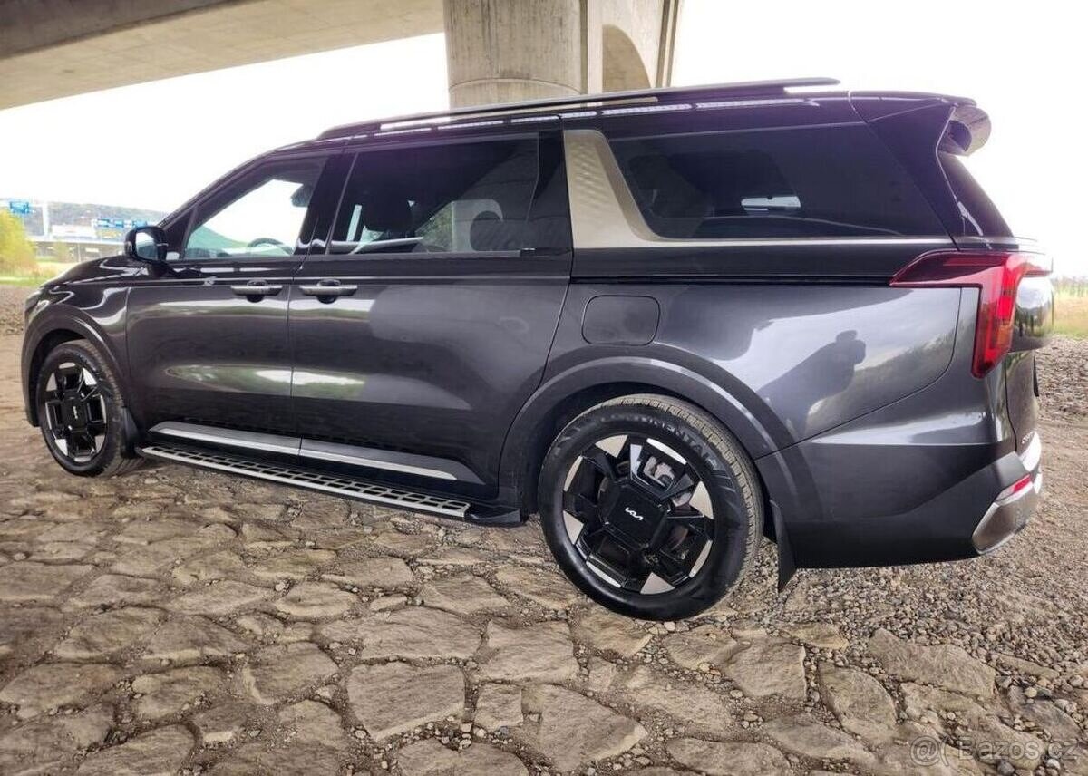 Kia Carnival 2.2-NOVÝ MODEL-7míst - 5