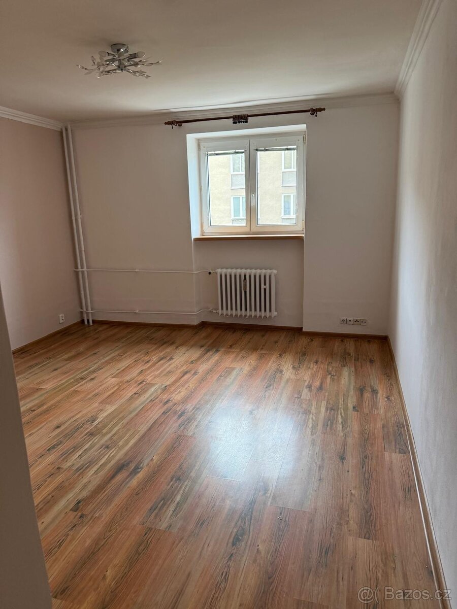 Byt 2+1 o rozloze 61 m² v centru Sokolova - 5