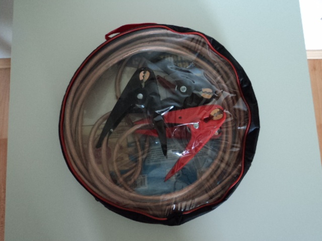 Auto vysavač 12V, sněhové řetězy, startovací kabely - 5