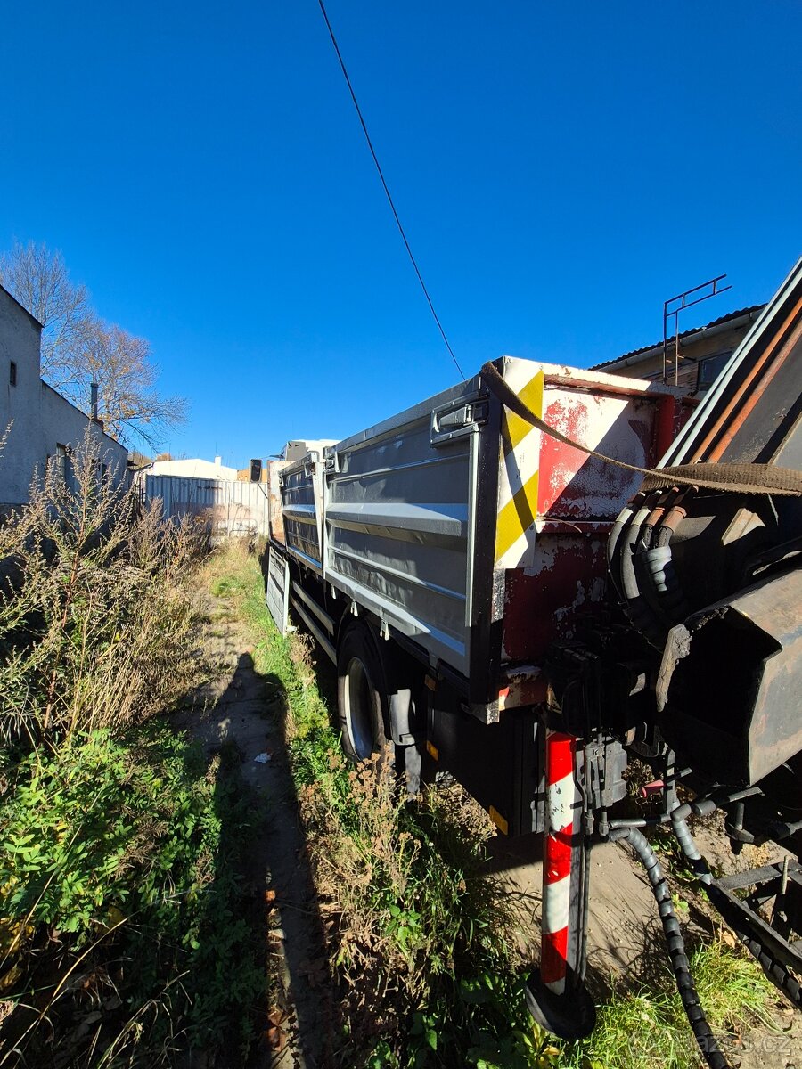 Nákladní Auto Iveco 12 tuna + Hydraulická Ruka - 5