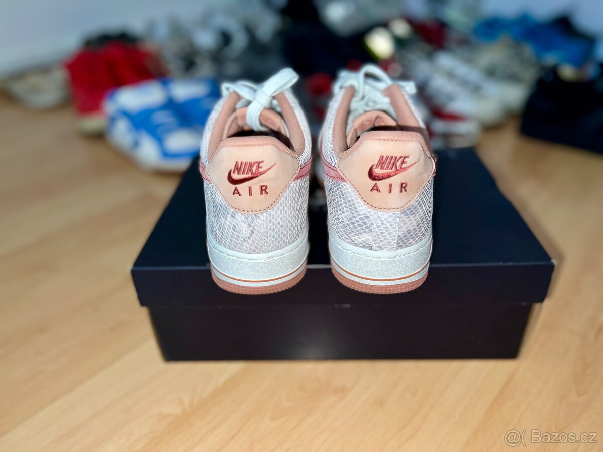 Nike Air Force 1 Low LV8 - 5