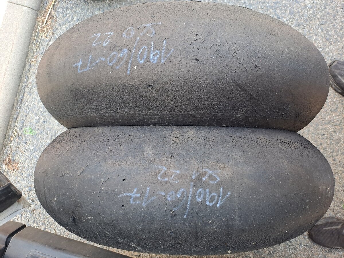 Pneumatiky slick pár kol jeté Pirelli 120/70-17 a jiné - 5