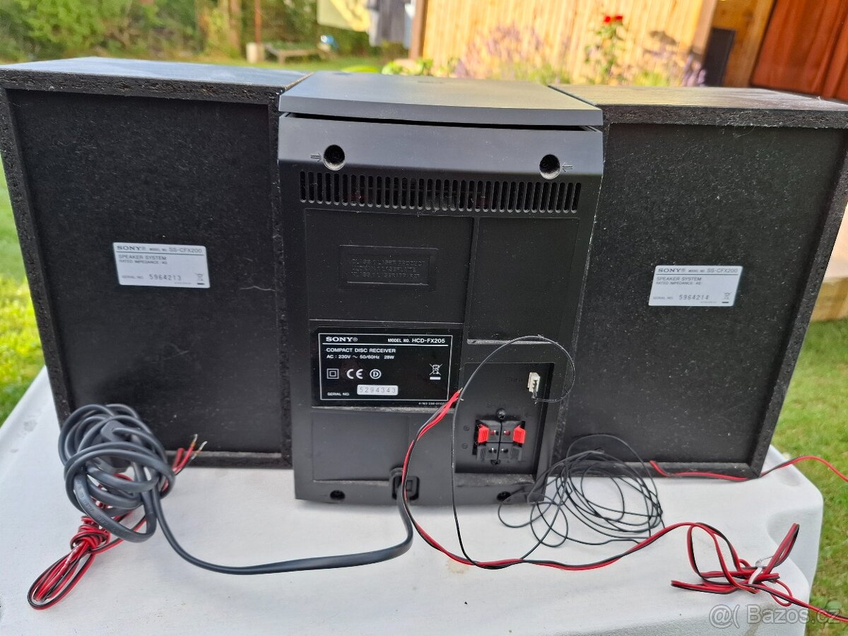 Prodám SONY micrověž model HCD FX 205 s bednami SS-CFX200 - 5