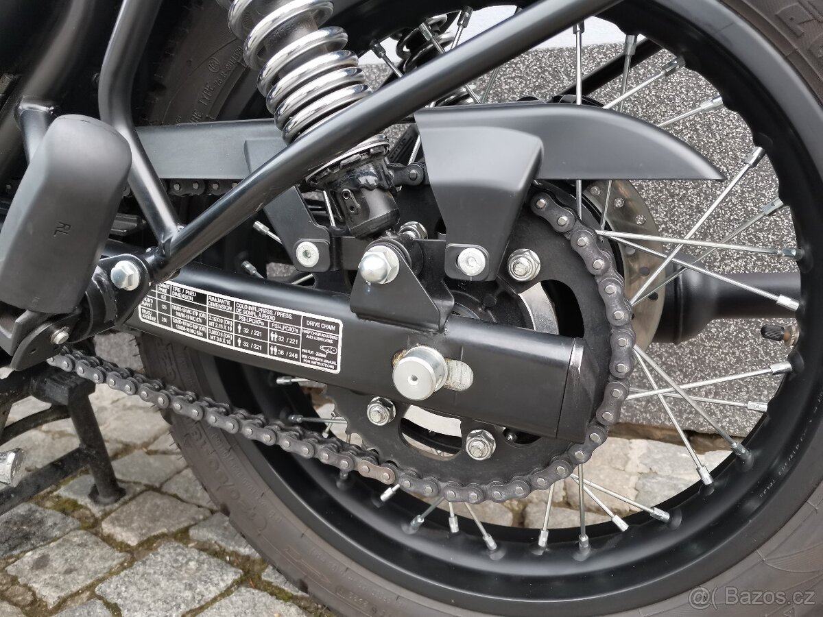 Royal Enfield Classic 350 - 5