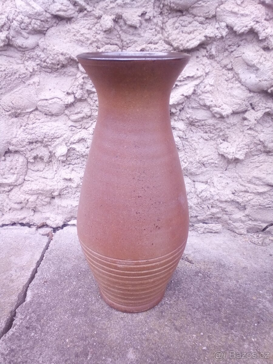 retro veci, kreslo, police, radio, atd. - 5