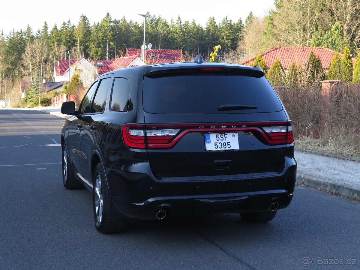 Dodge Durango, 5.7 HEMI V8 SRT vzhled - DPH - 5