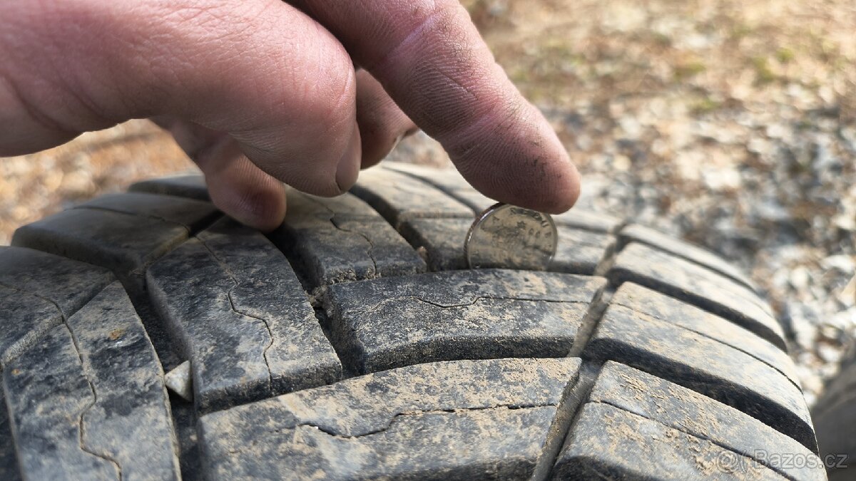 195/75 R16C Celoročky Michelin - 5