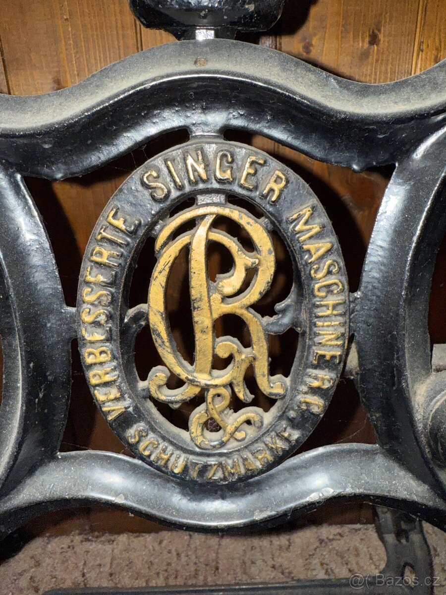 Starožitný šlapací šicí stroj Singer R.C. - 5
