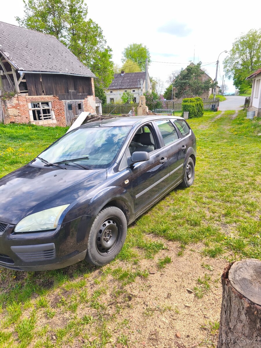 Ford Focus MK2 pojízdné - 5