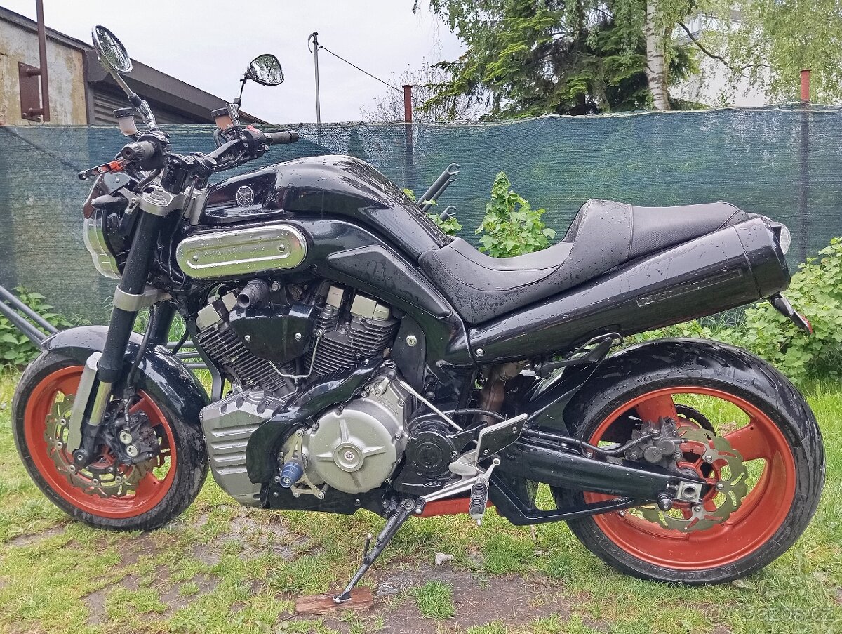 Yamaha MT-01 - 5