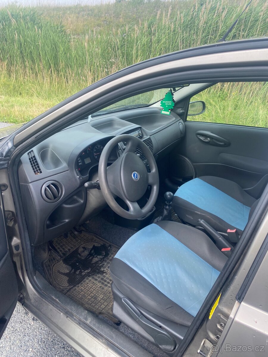 Fiat Punto - 5