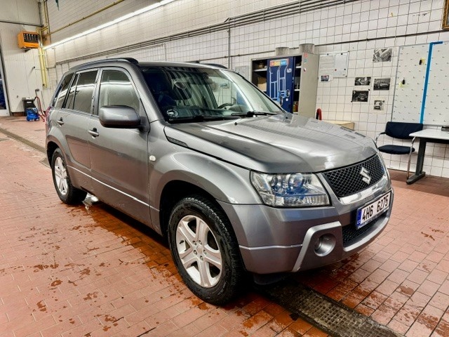 Suzuki Grand Vitara - 5