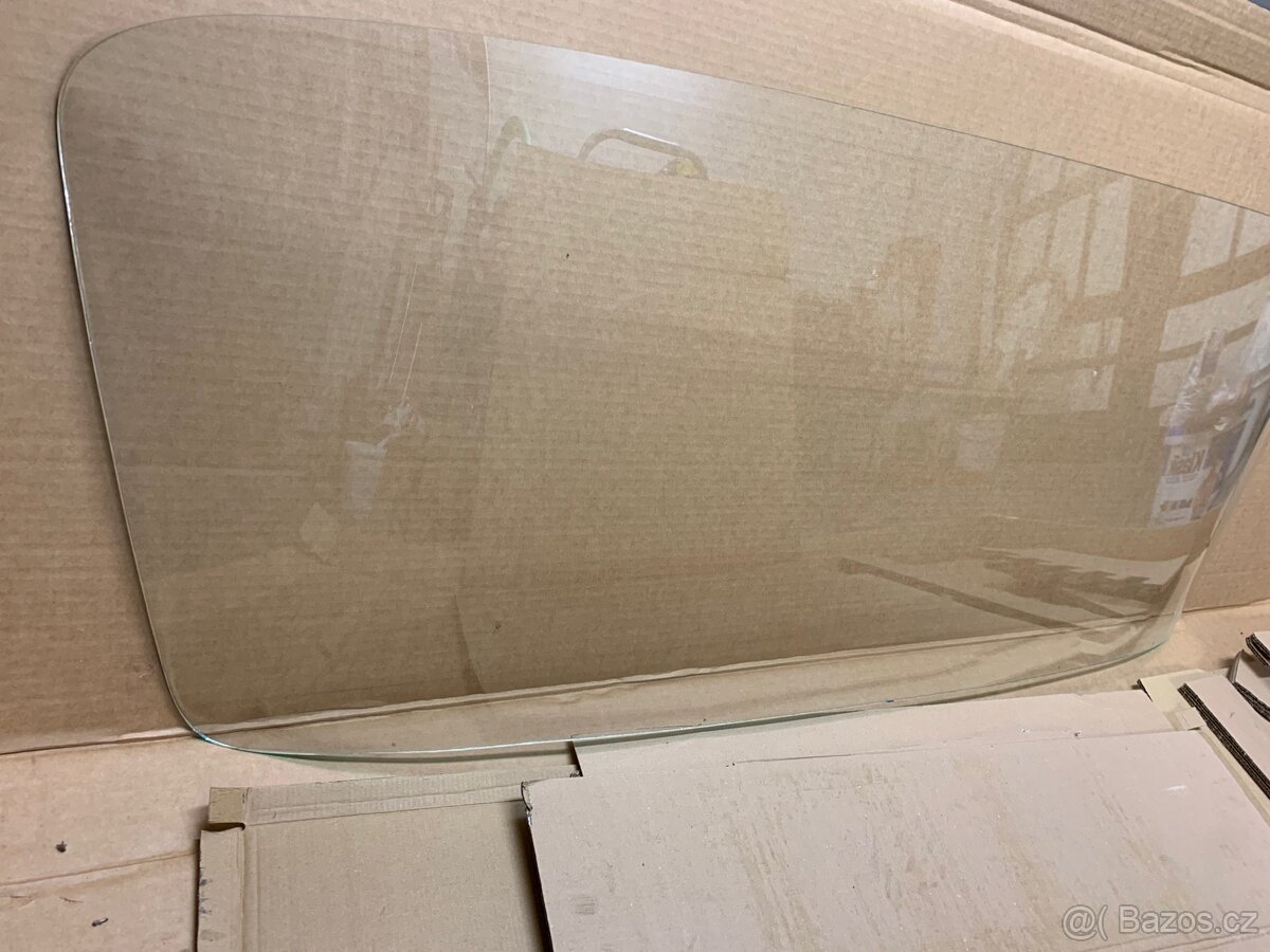 Wartburg 353 NOVÉ čelní sklo - 5