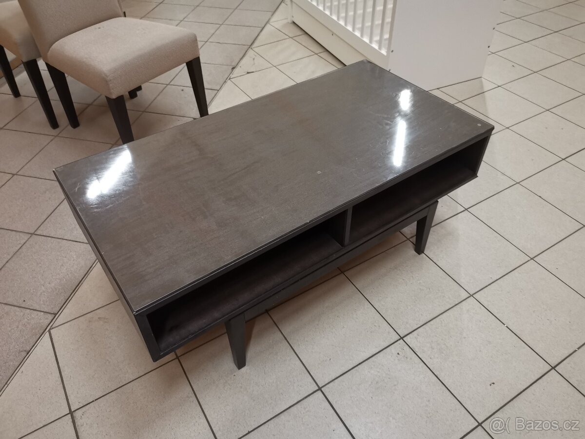 Různé konferenční stolky - 5