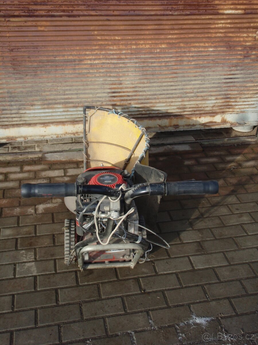 Rotační sekačka - 5