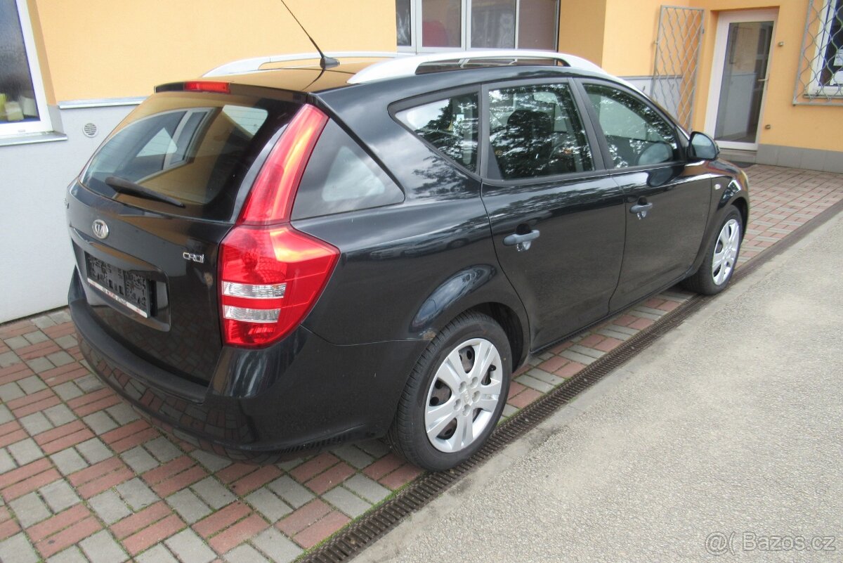 Kia Cee´d 1.6 CRDi - 5