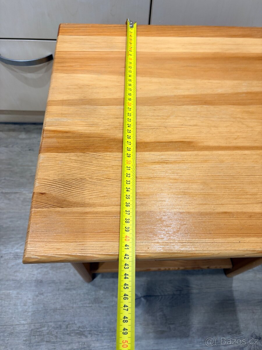 Dřevěný noční stolek - 5