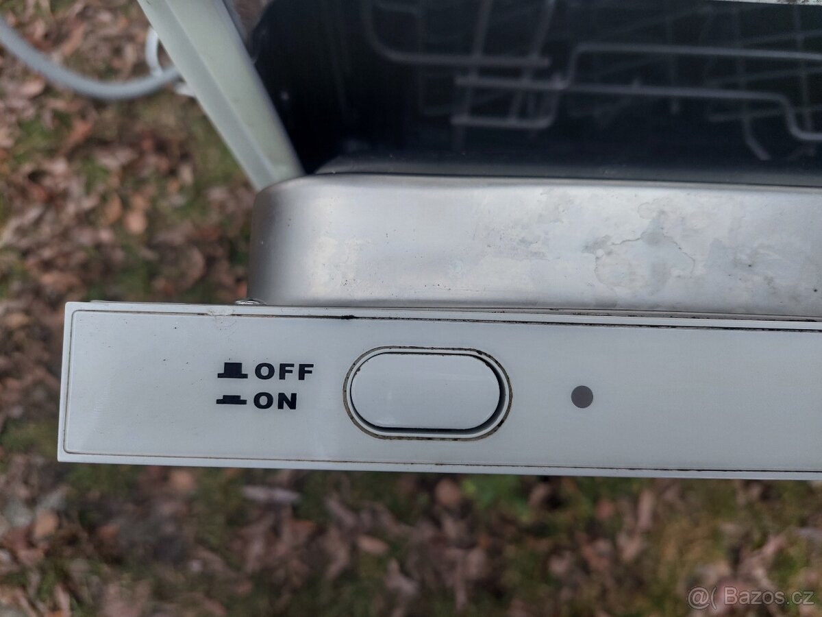 Vestavná myčka nádobí Baumatic BDI 633 - 5