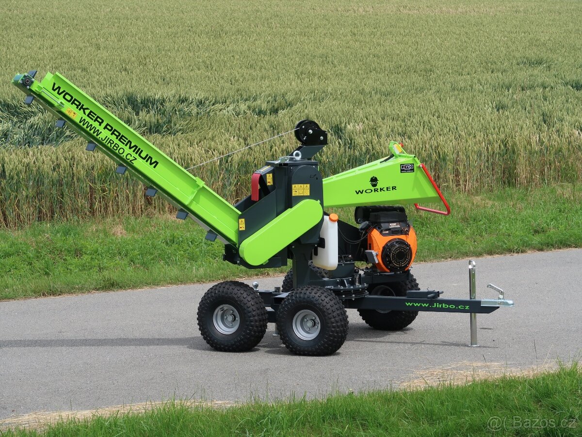 špalíkovač štěpkovač s dopravníkem a spalovacím motem 27HP - 5