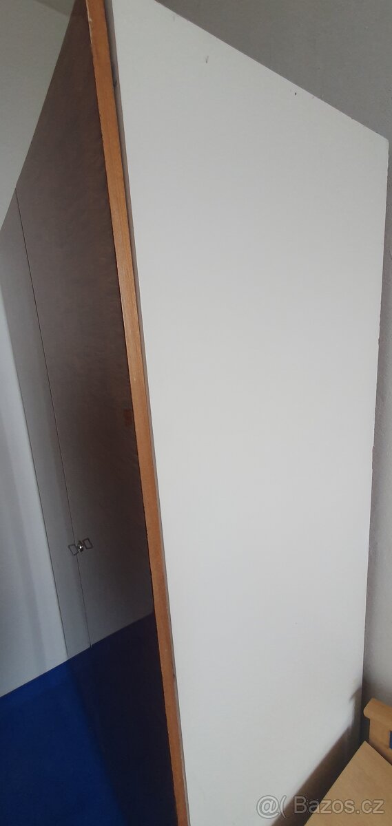 Šatní skříň se zrcadlem - LEVNĚ - 5