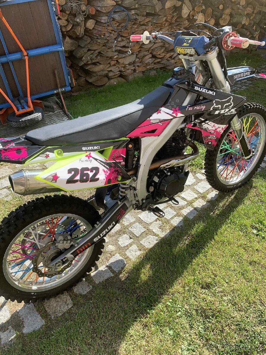 Mikilon 250 (Suzuki rmz)