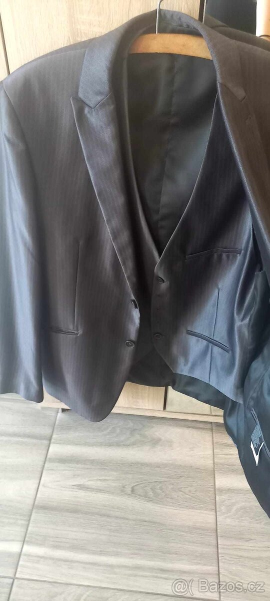 Svatební či společenský oblek - 5