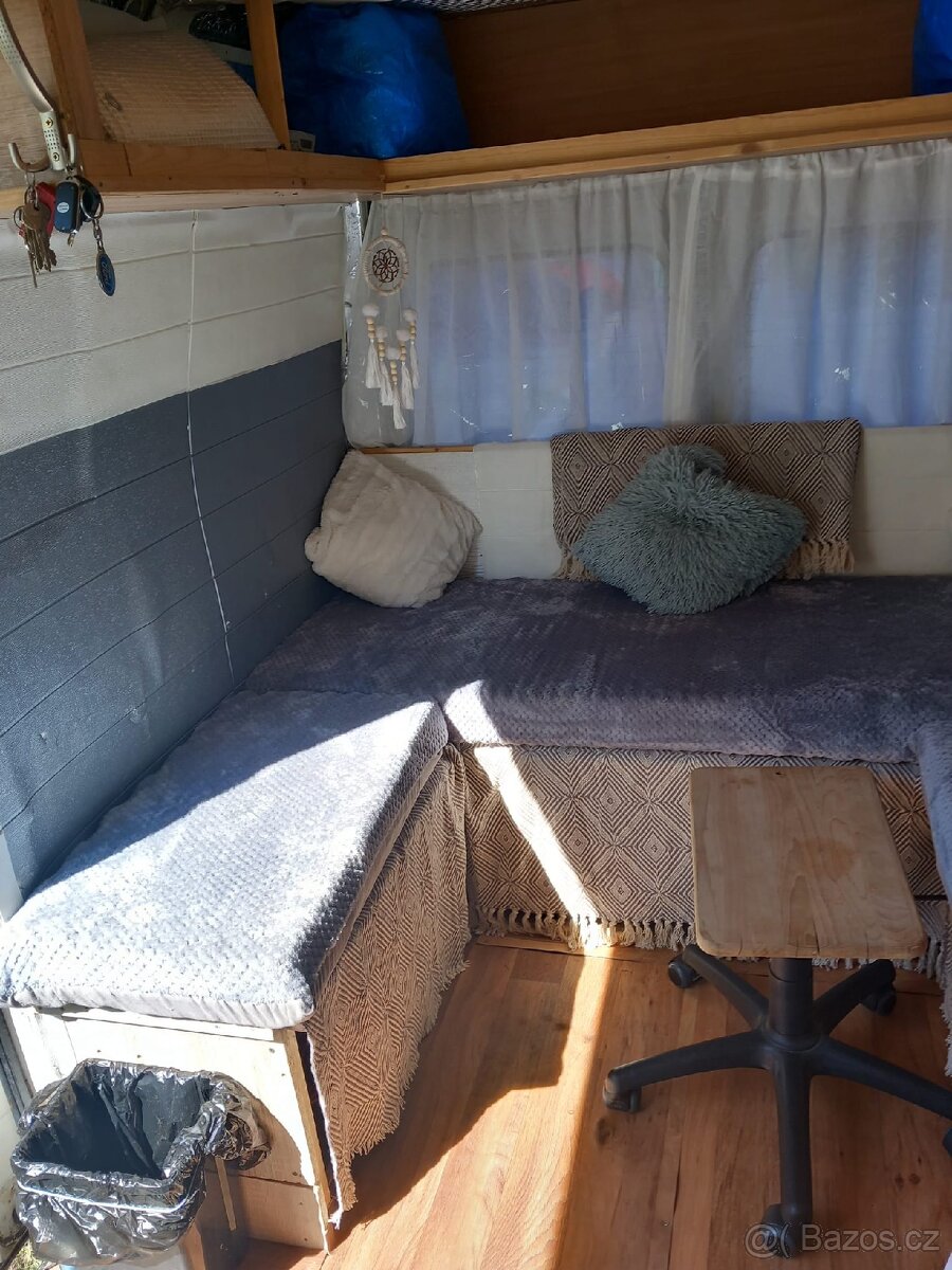 Akce Pronajem tranzit obytný a montáž topení - 5