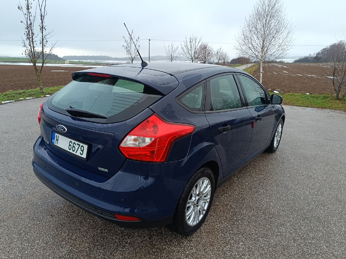 Ford Focus hatchback , 1.0 ecoboost 74kw ,TOP - 5