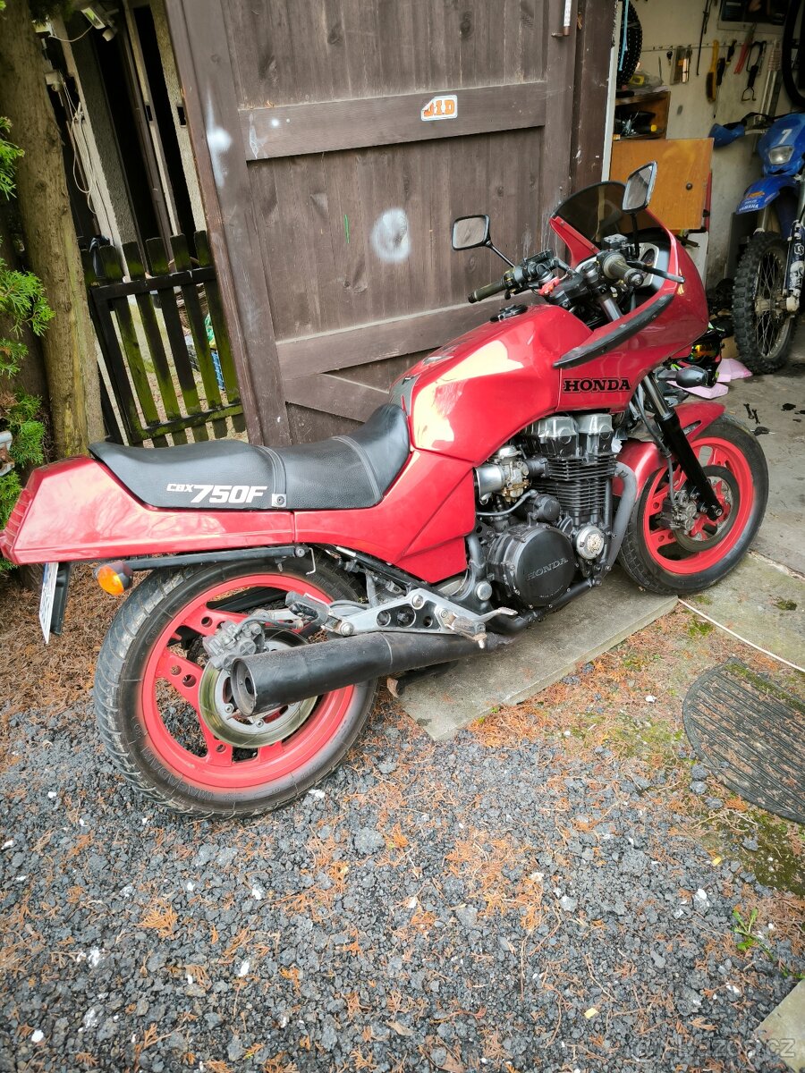 Honda CBx 750 - 5