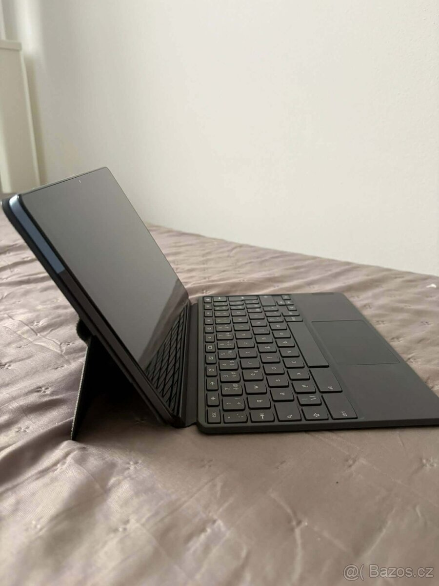 Lenovo IdeaPad Duet Chromebook - 5
