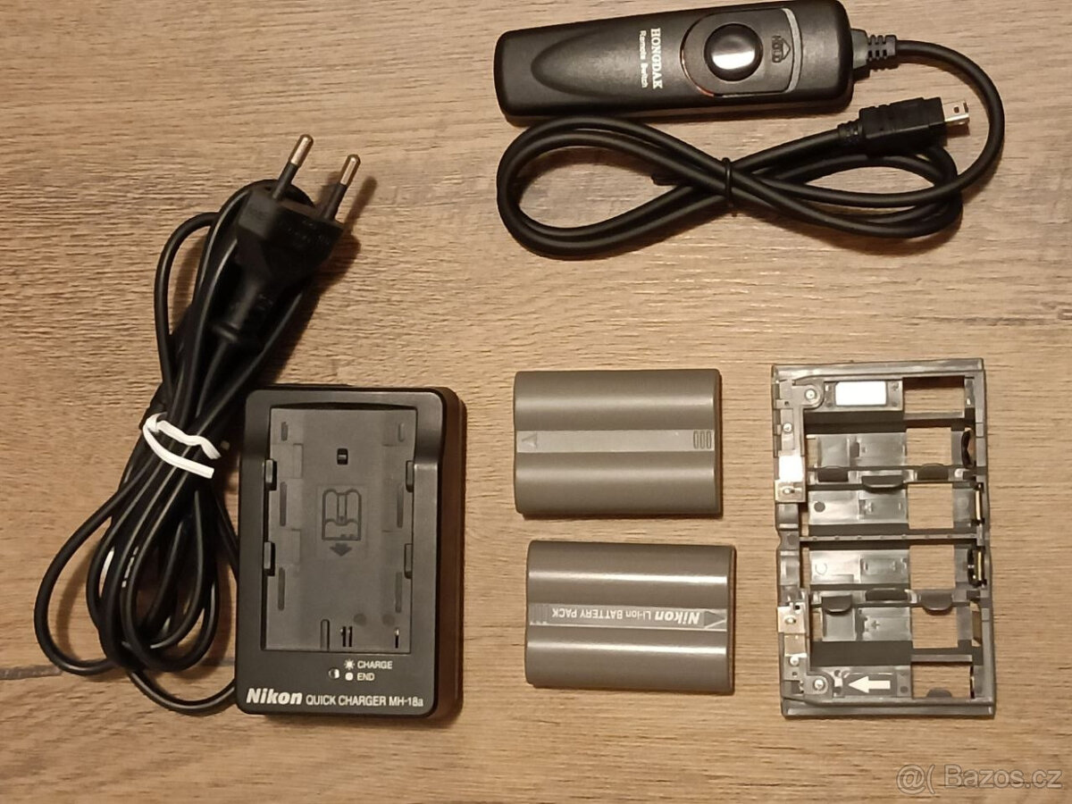 NIKON D90 s veškerým příslušenstvím - 5